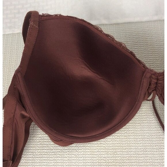 QT Bra Women Size 42D Brown Lined Underwire Back Close Lace Adjustable Straps - Picture 9 of 12